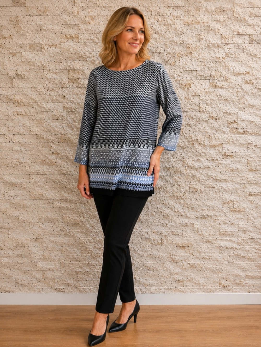 Olsen Women's Black &‎ White and blue Patterned 3/4 Sleeve Boatneck Top 16
